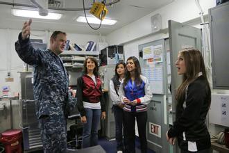 ҩˮ��ָ����ͨ�齫��Ƶ�����ڿӴ�������������� ���������������̷�...